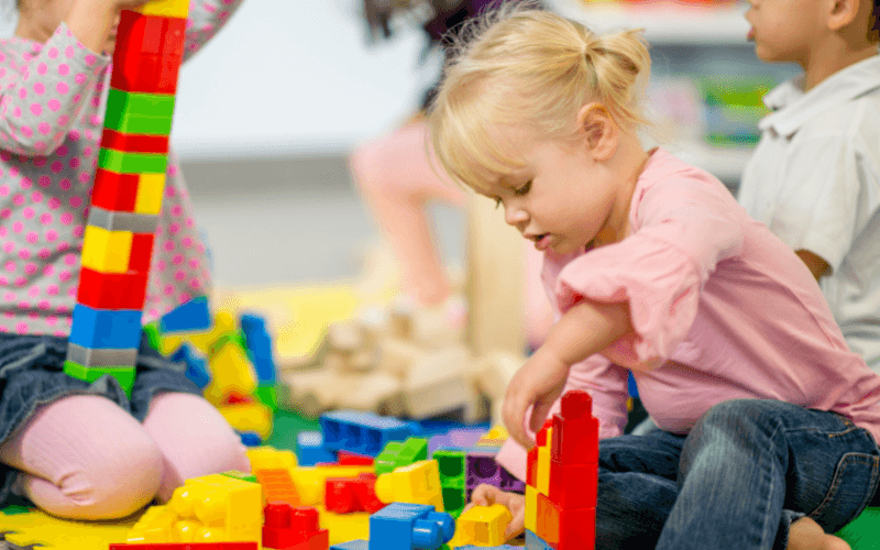 All that changes with just 6 bricks! - Yay4Play